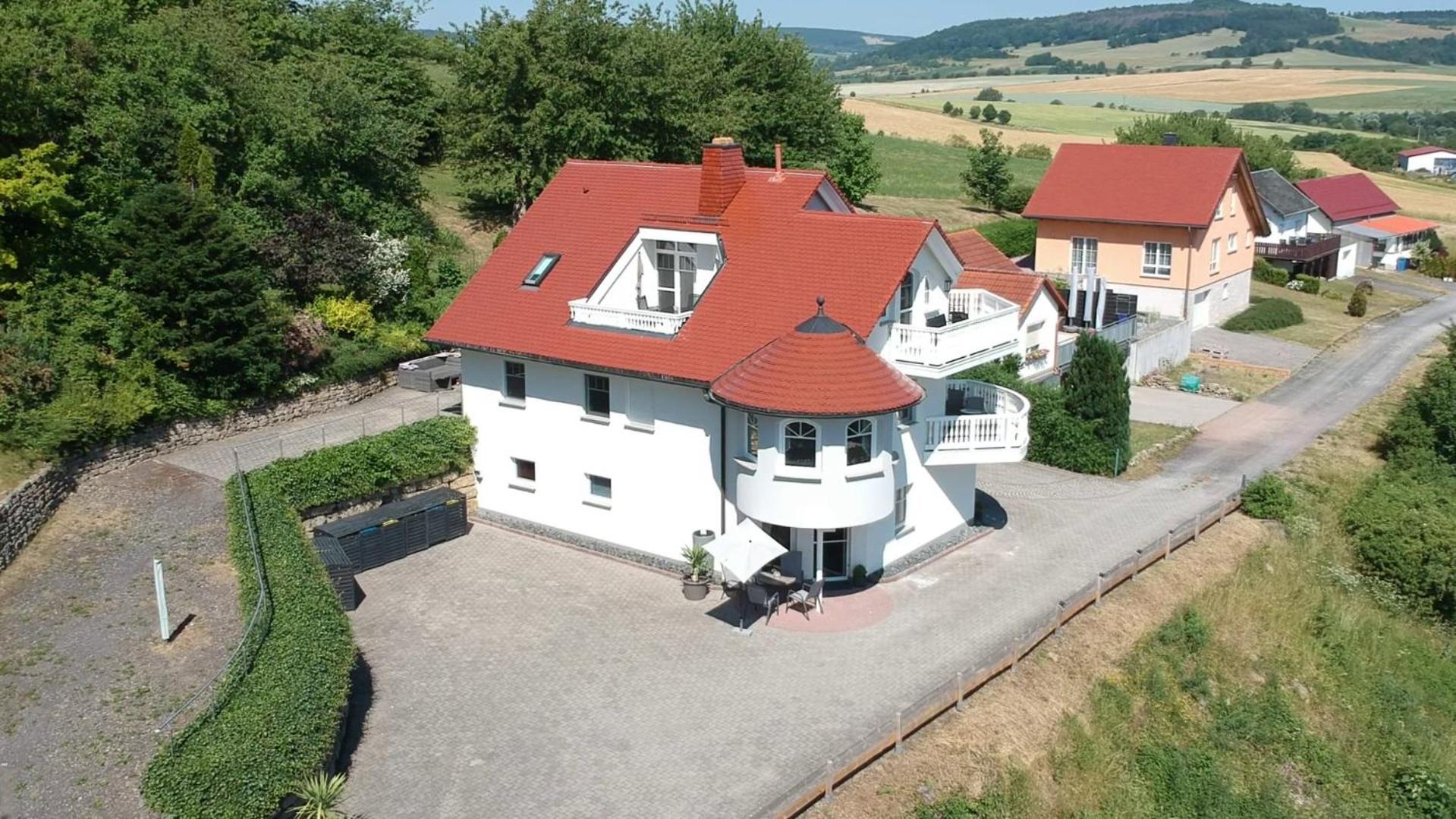 Ferienwohnung Rhoenpanorama Kaltennordheim エクステリア 写真